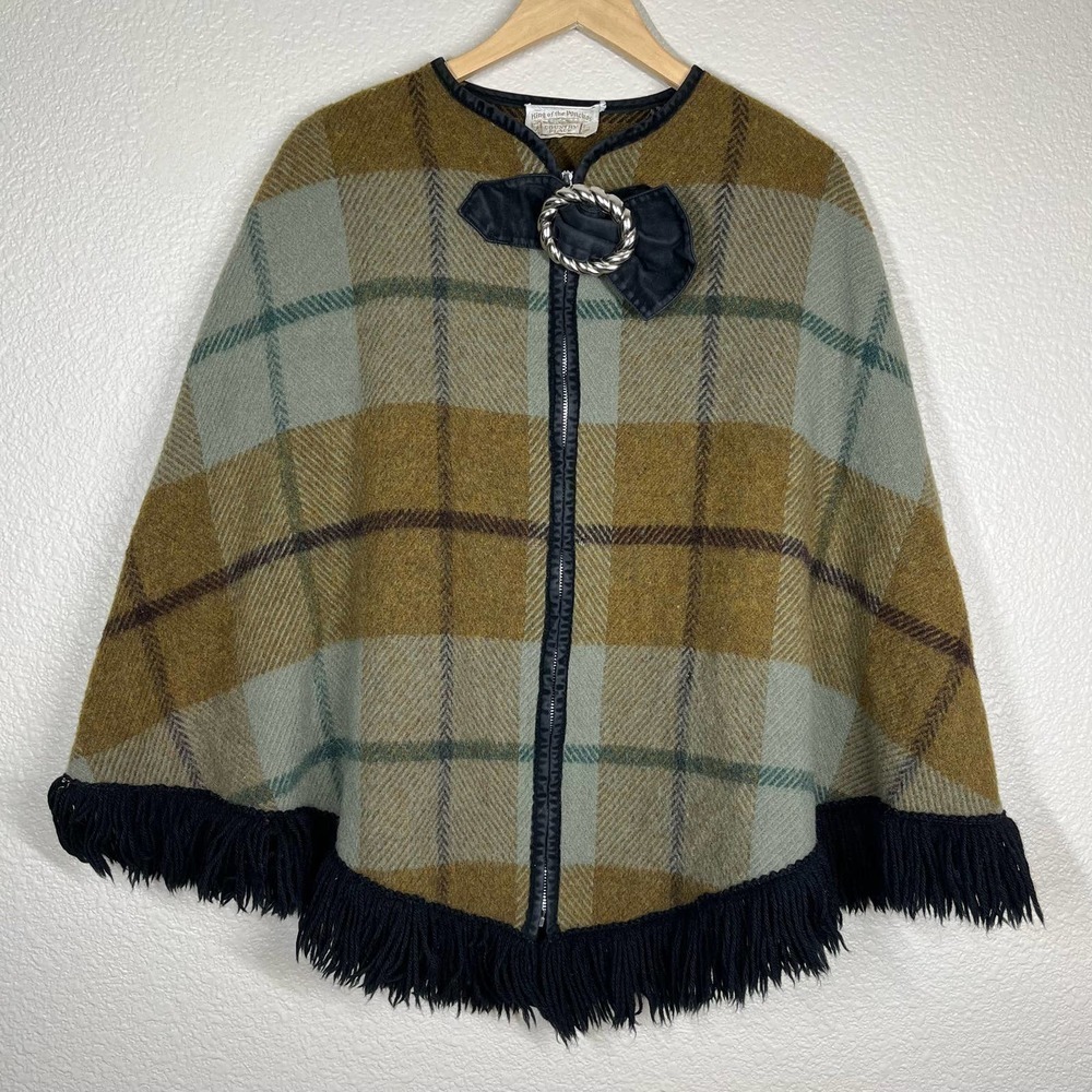 Vintage 60's King of the Ponchos Country Place Wool Shawl Zip Front Buckle Plaid